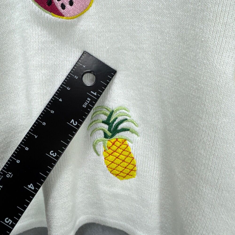 Vintage Alexandra Bartlett Sweater Women's M White Fruit Embroidered Whimsy - Picture 2 of 9